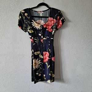 R - Wear Vintage Floral Dress
